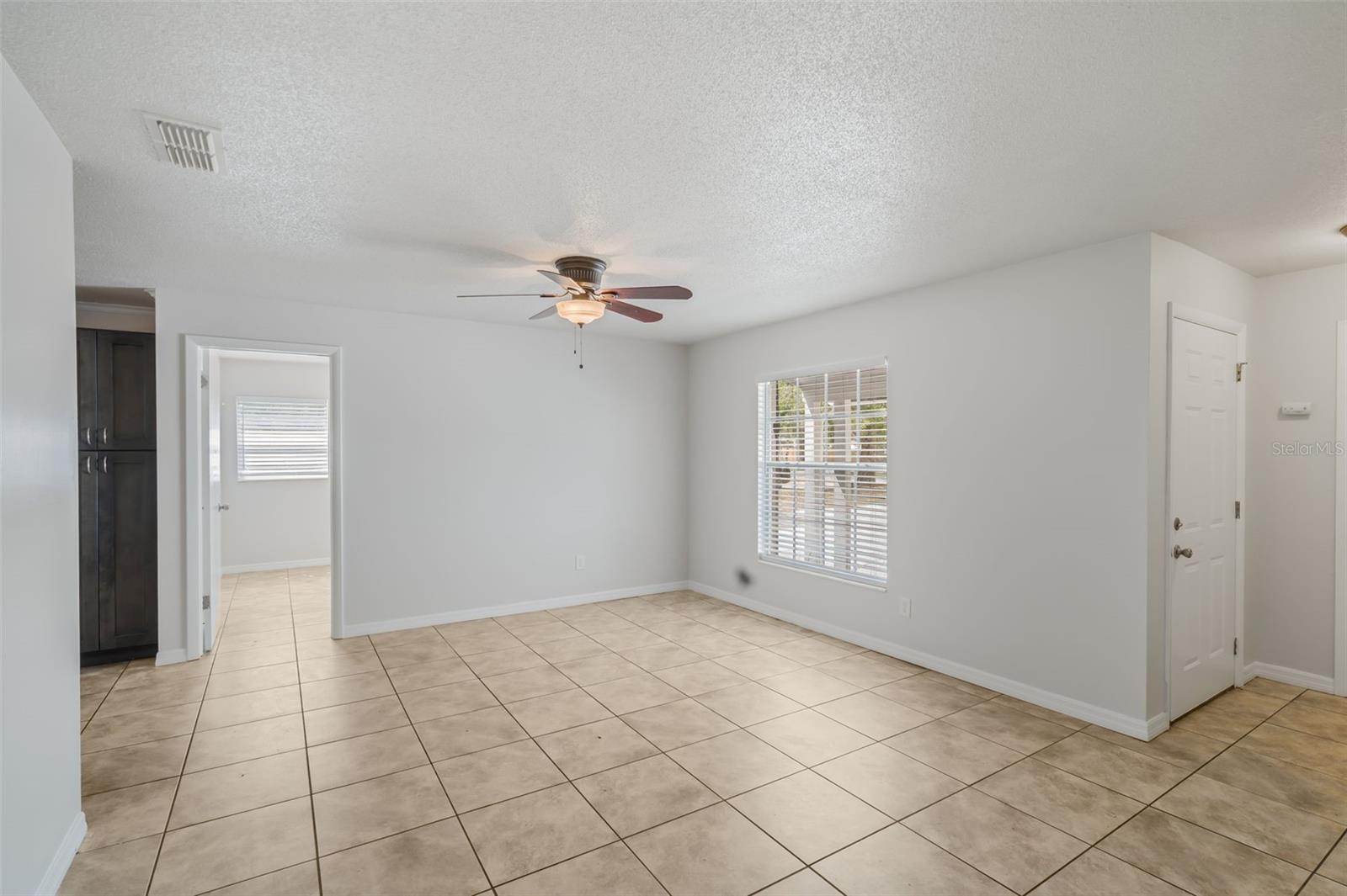 Image 3 of 32 For 1051 Arden Street