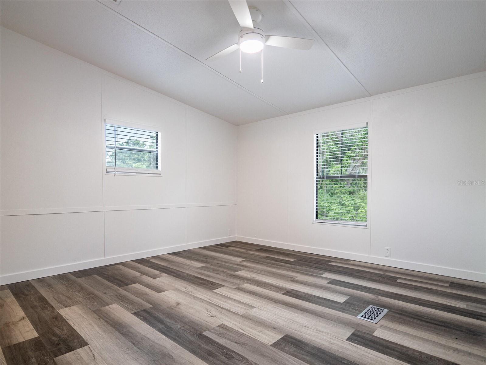 Image 14 of 49 For 1610 Orange Avenue