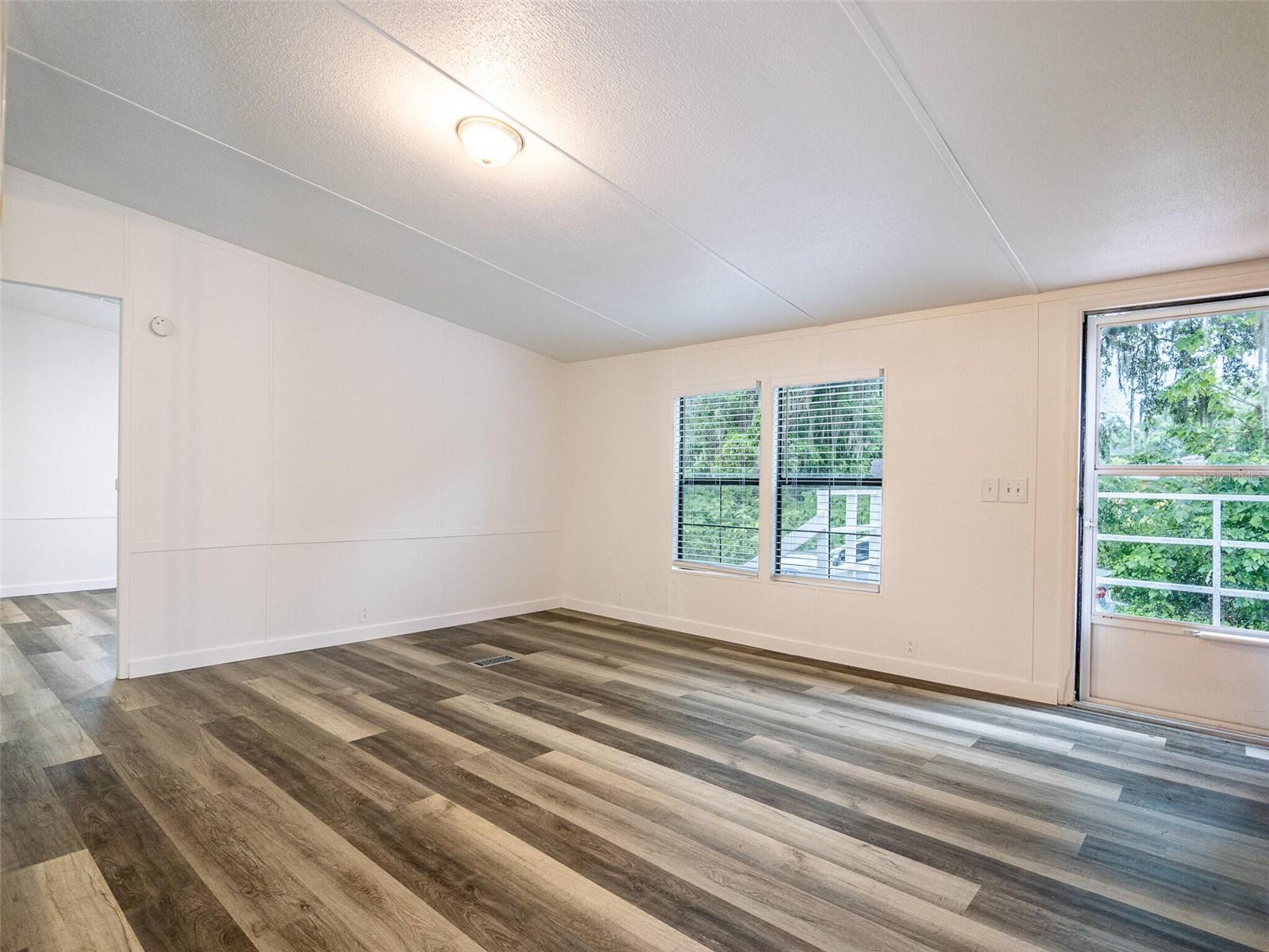 Image 6 of 49 For 1610 Orange Avenue