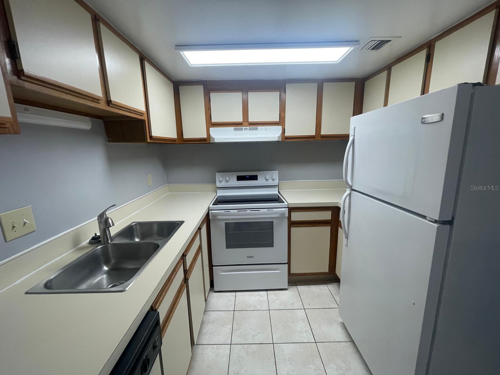 Image 8 of 20 For 4117 Semoran Boulevard 7