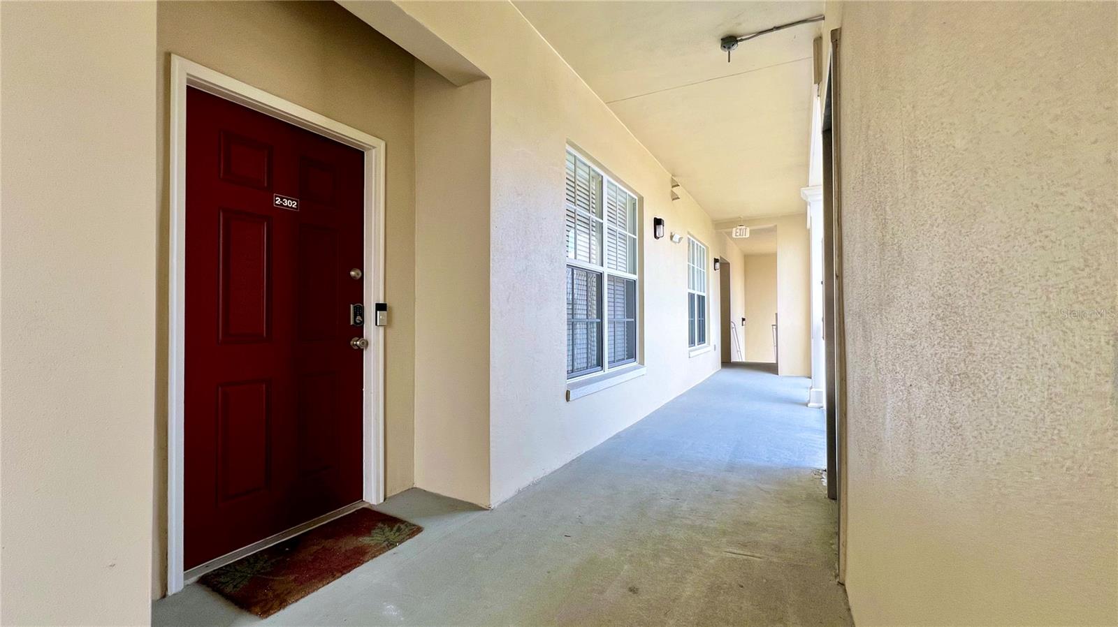 Image 6 of 41 For 921 Begonia Road 302