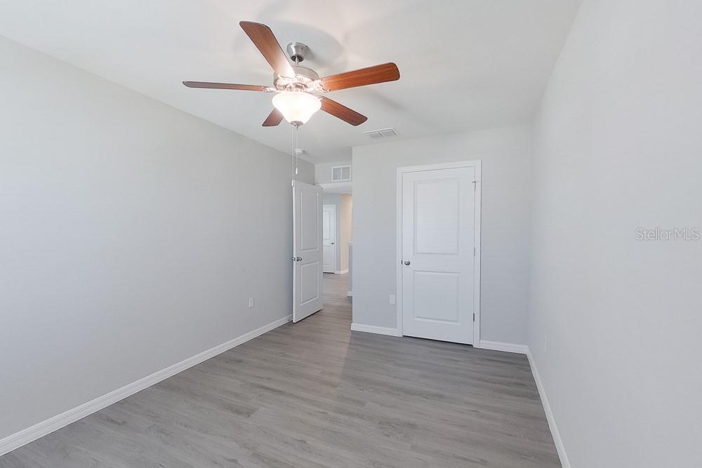 Image 10 of 21 For 8621 43rd Terrace
