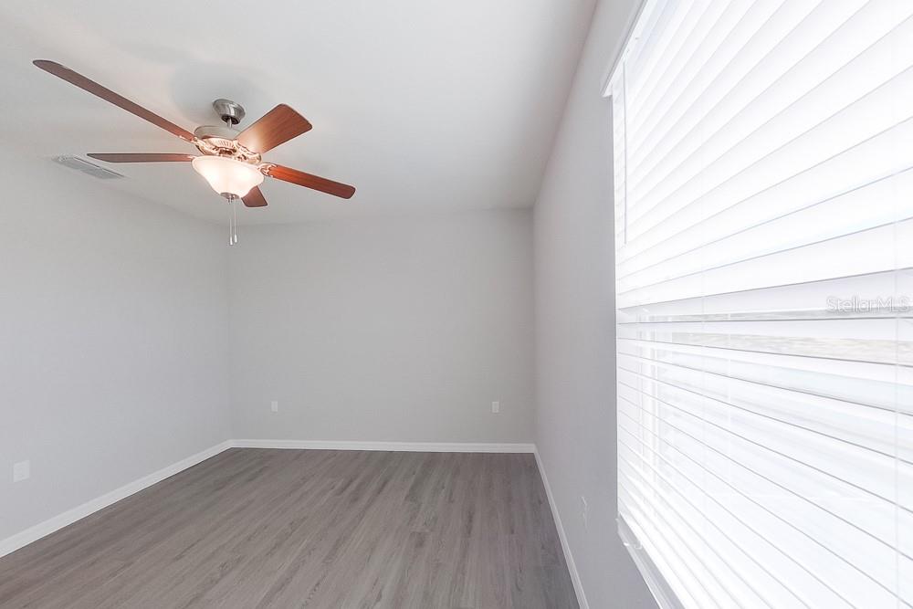 Image 14 of 21 For 8621 43rd Terrace