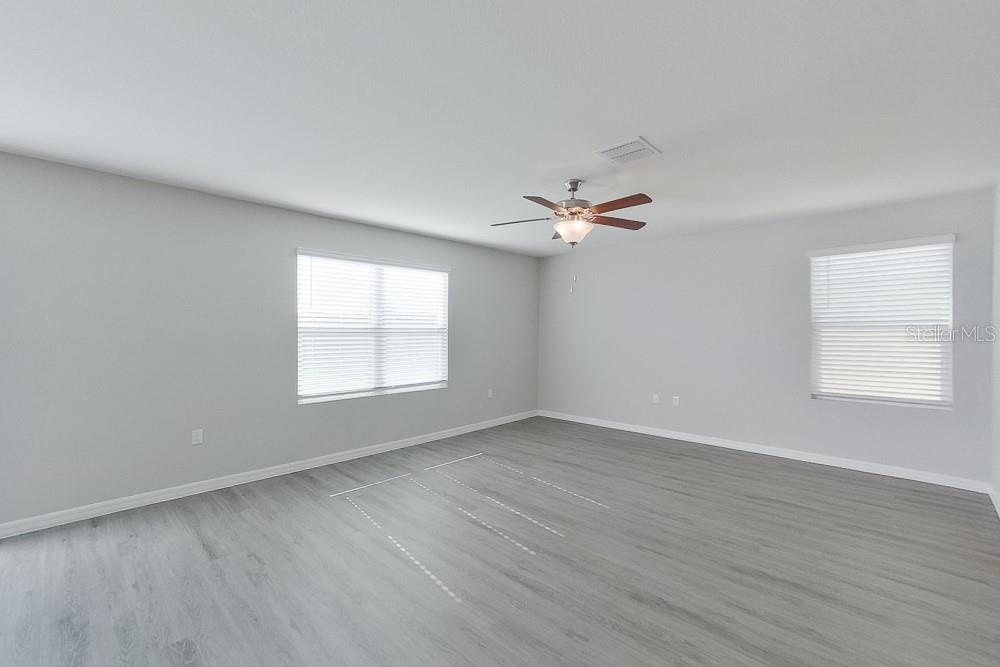 Image 3 of 21 For 8621 43rd Terrace