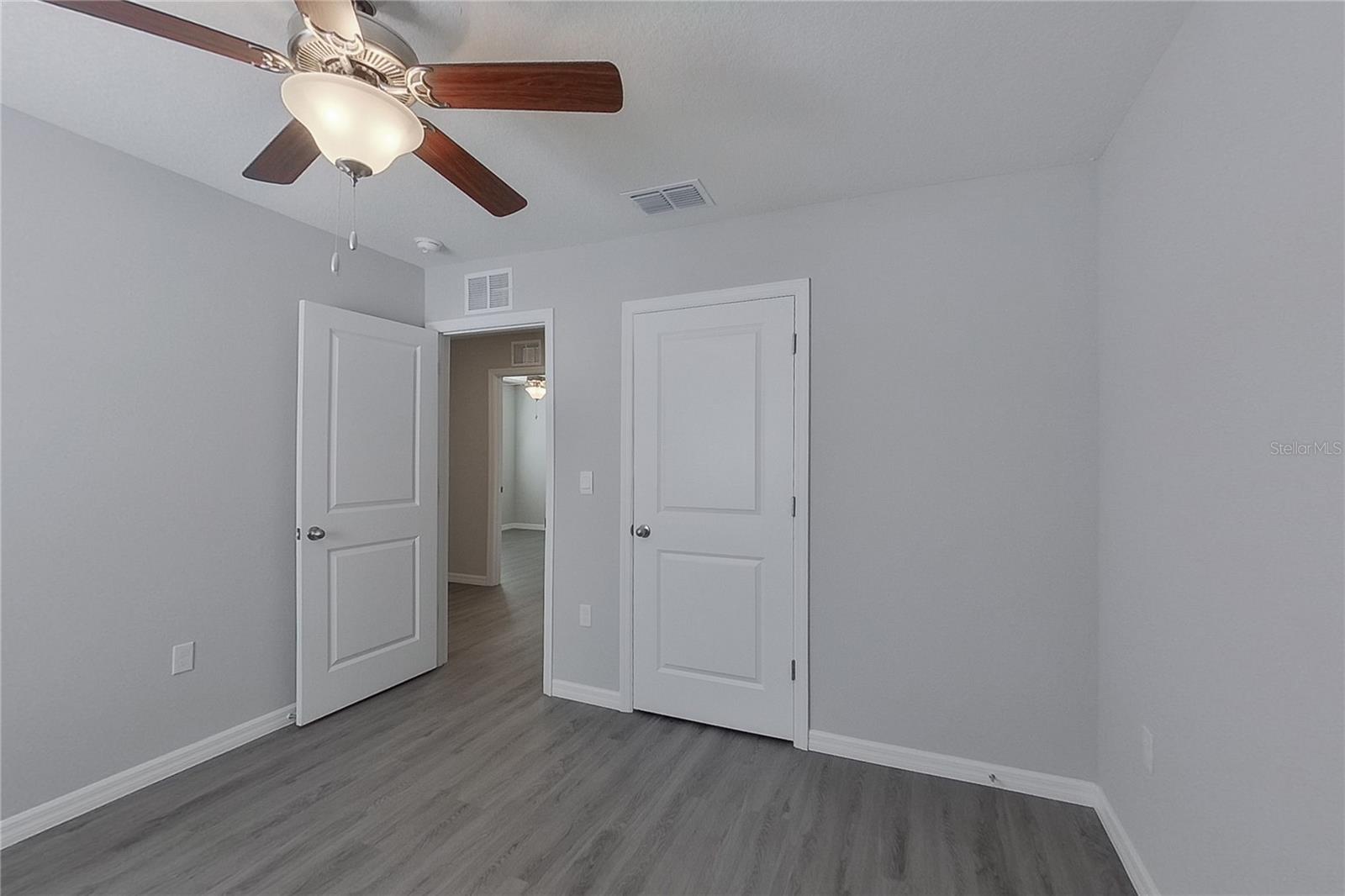 Image 11 of 25 For 8616 44th Court