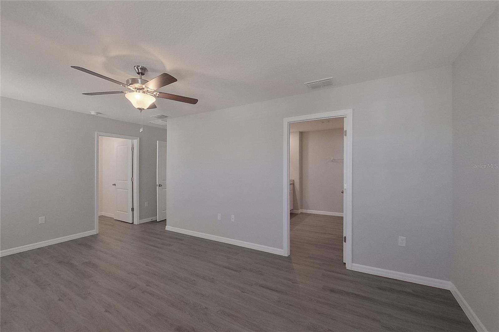 Image 18 of 25 For 8616 44th Court