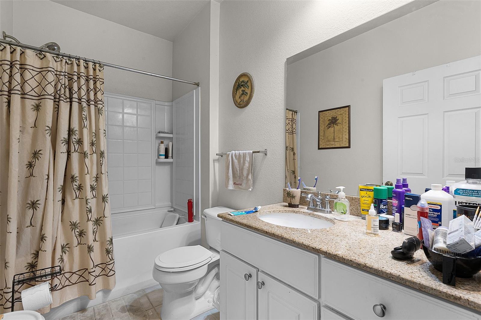 Image 11 of 17 For 304 Southern Pecan Circle 105