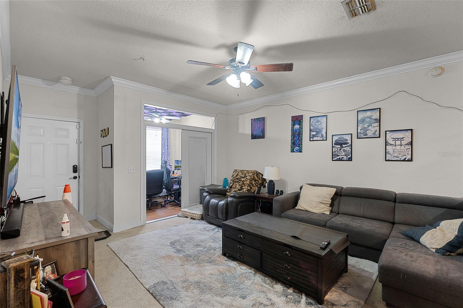 Image 3 of 17 For 304 Southern Pecan Circle 105