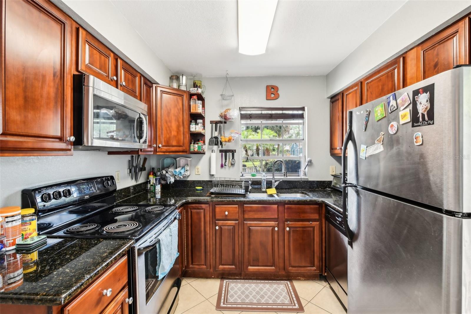 Image 10 of 27 For 1239 Ridgewood Street