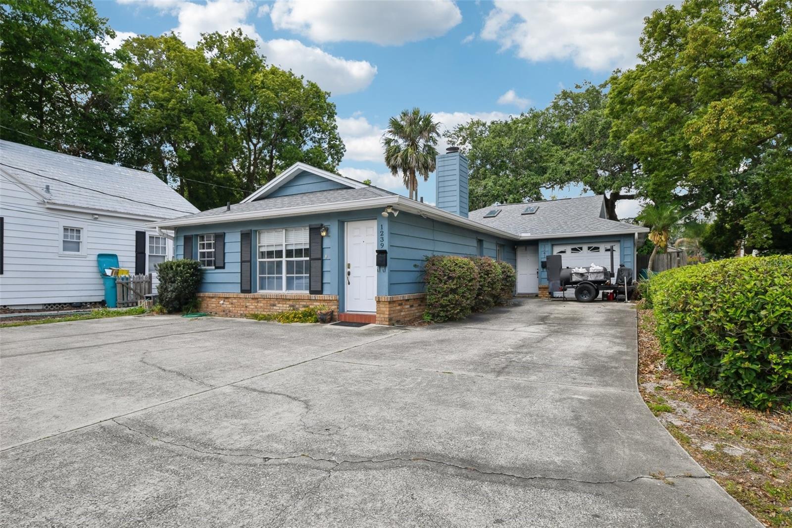 Image 2 of 27 For 1239 Ridgewood Street