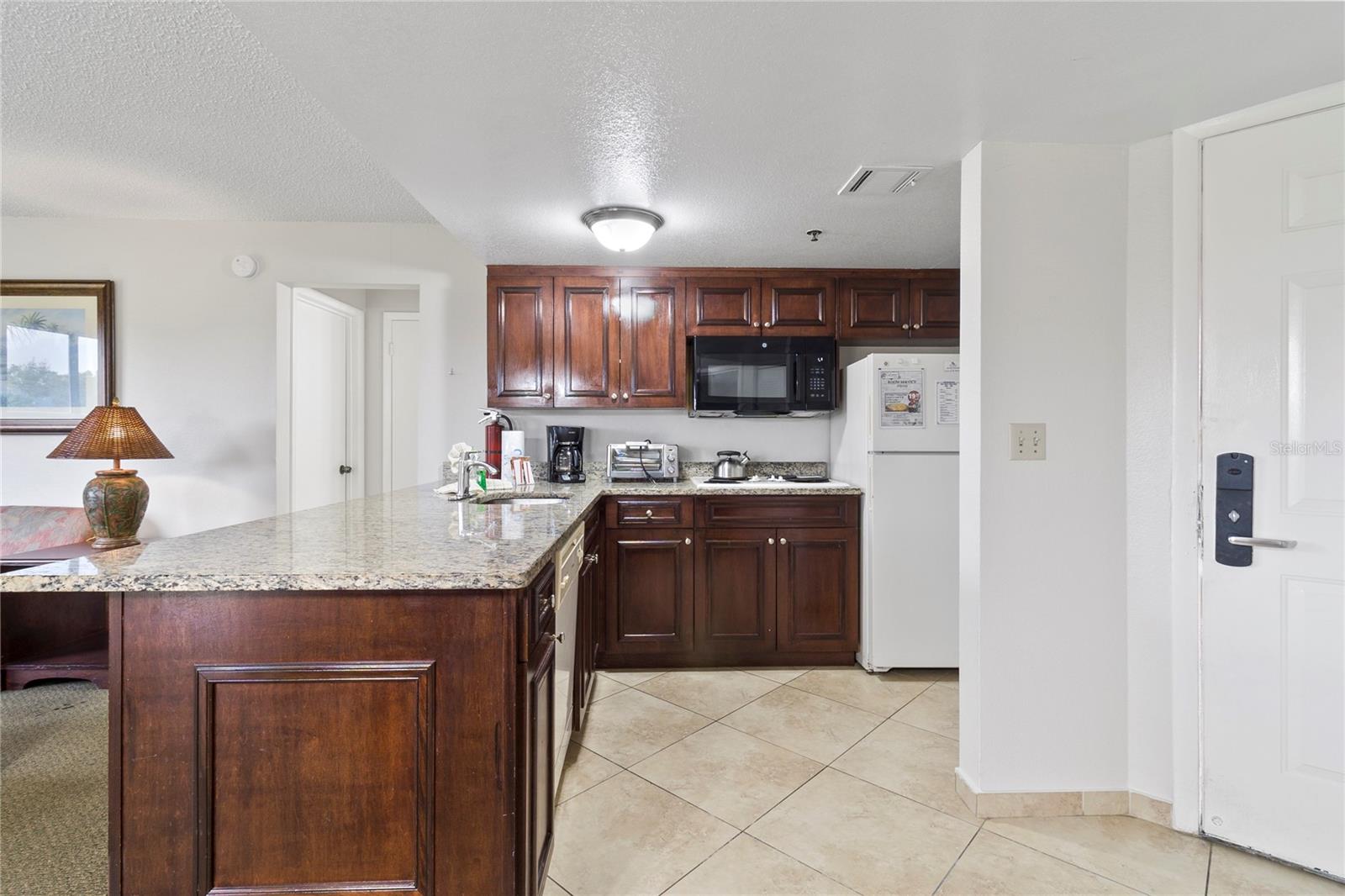 Image 4 of 18 For 6402 Parc Corniche Drive #5304