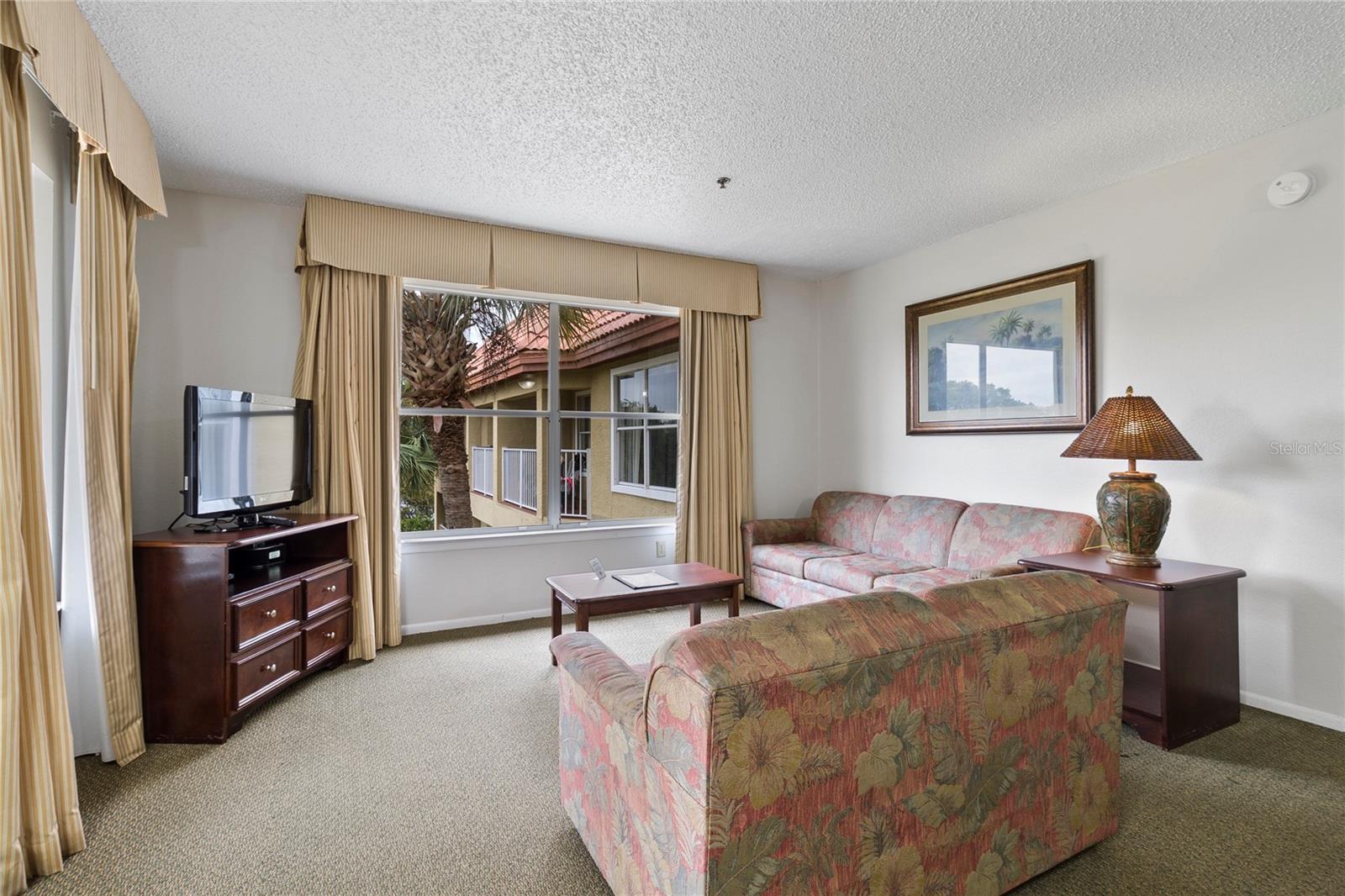 Image 7 of 18 For 6402 Parc Corniche Drive #5304