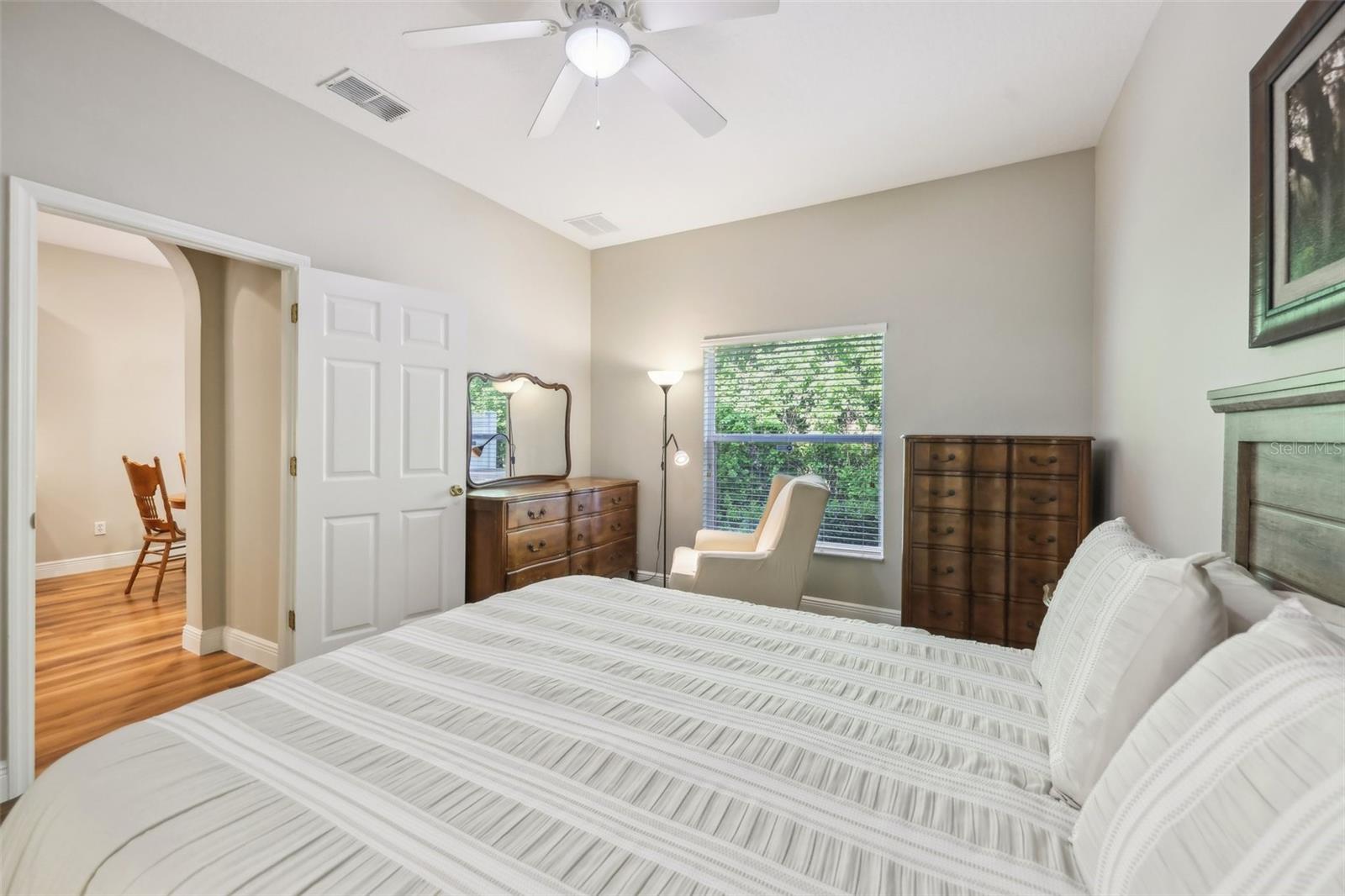 Image 10 of 26 For 10404 Park Commons Drive