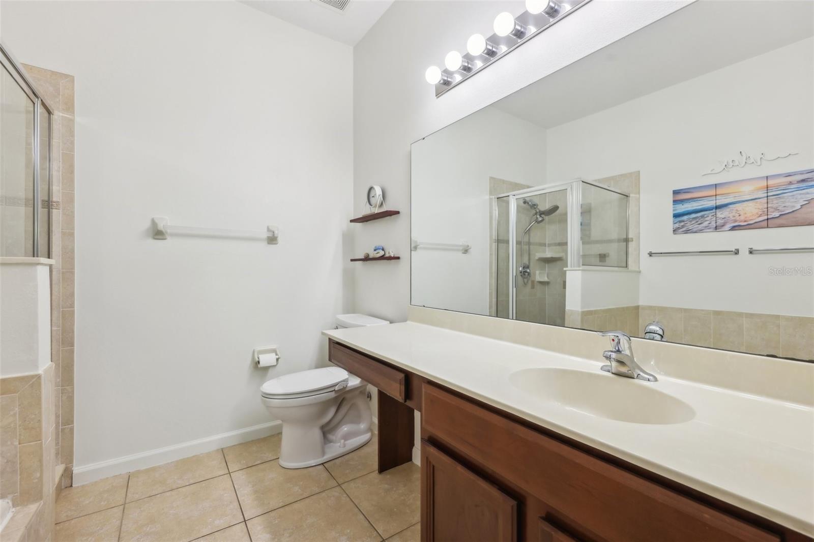Image 12 of 26 For 10404 Park Commons Drive