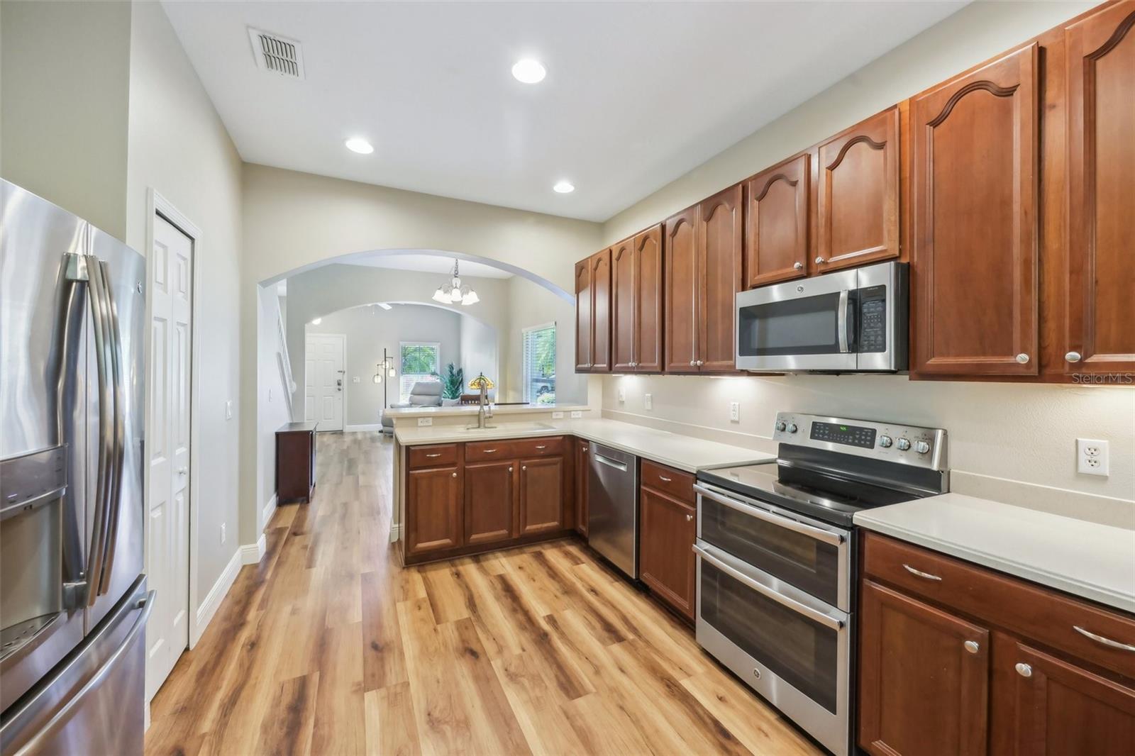 Image 7 of 26 For 10404 Park Commons Drive
