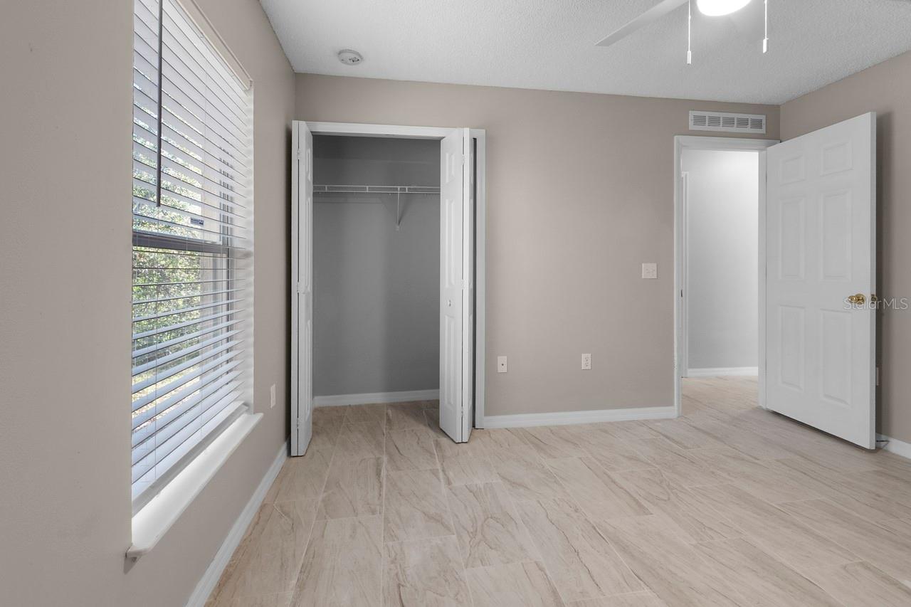 Image 22 of 40 For 1699 Walker Street Se
