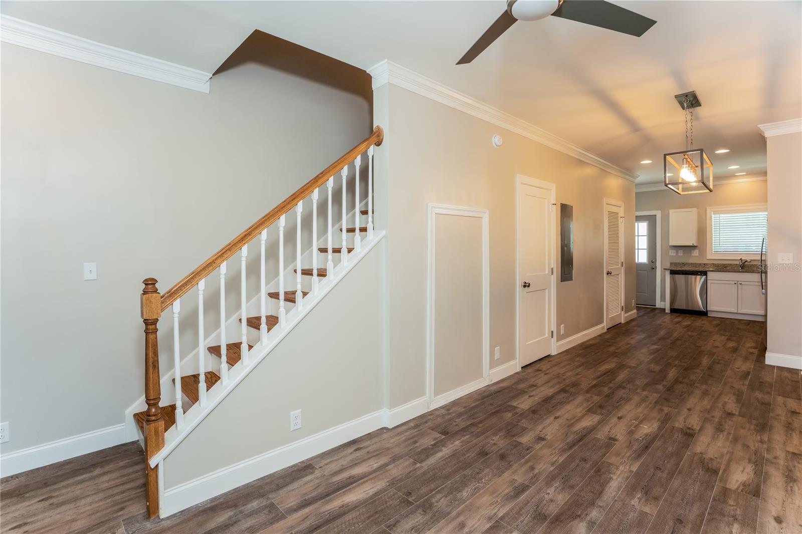 Image 4 of 17 For 3421 4th Avenue S