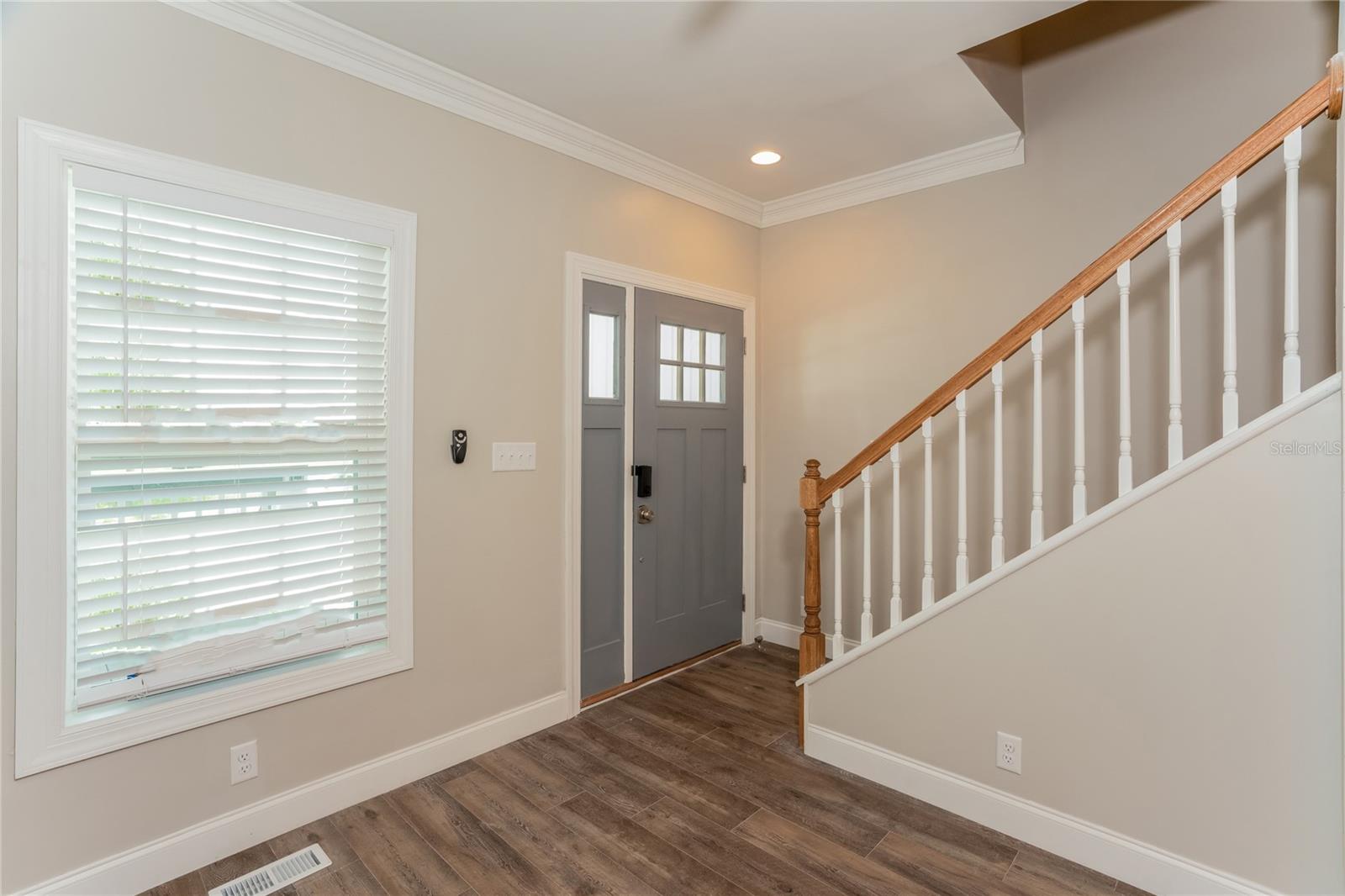 Image 5 of 17 For 3421 4th Avenue S