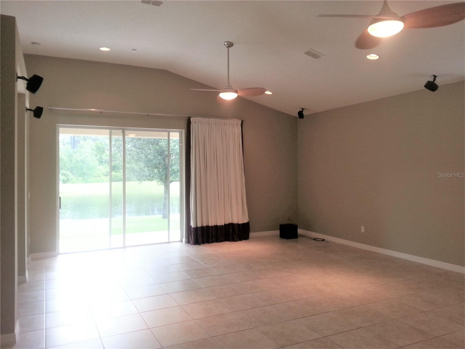 Image 7 of 16 For 9048 Edenshire Circle
