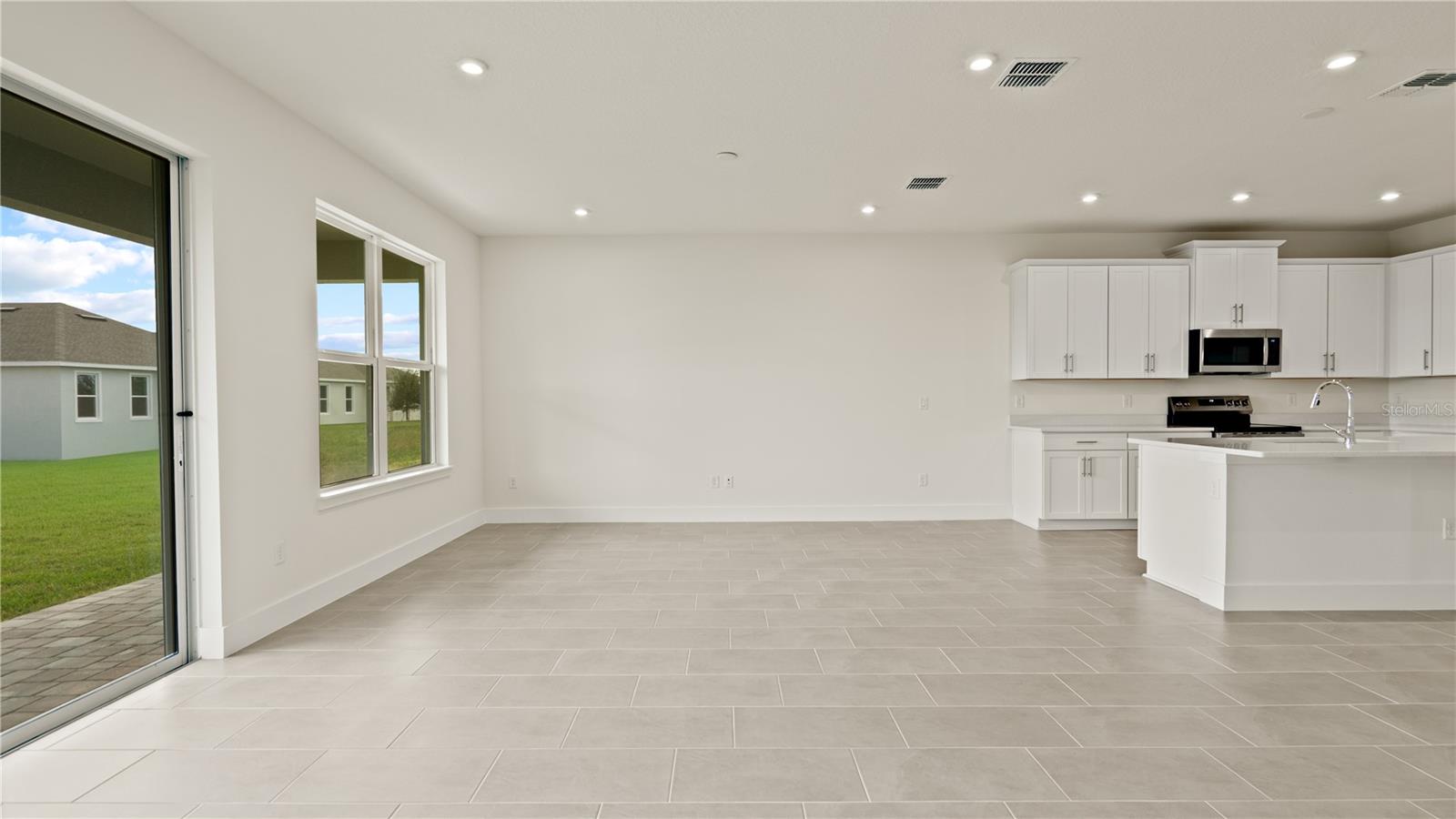 Image 11 of 42 For 30330 Emerald Forest Drive