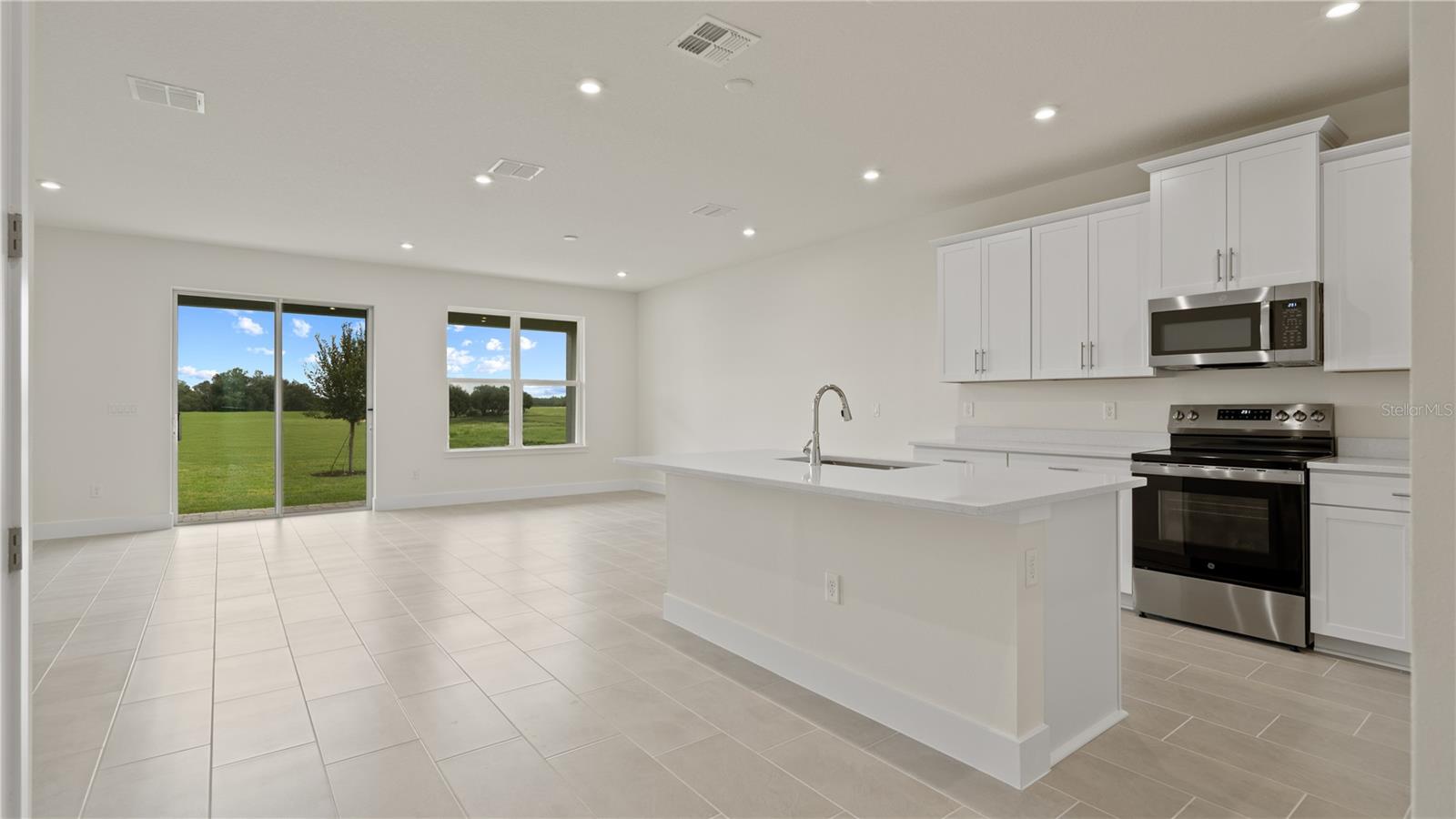 Image 5 of 42 For 30330 Emerald Forest Drive