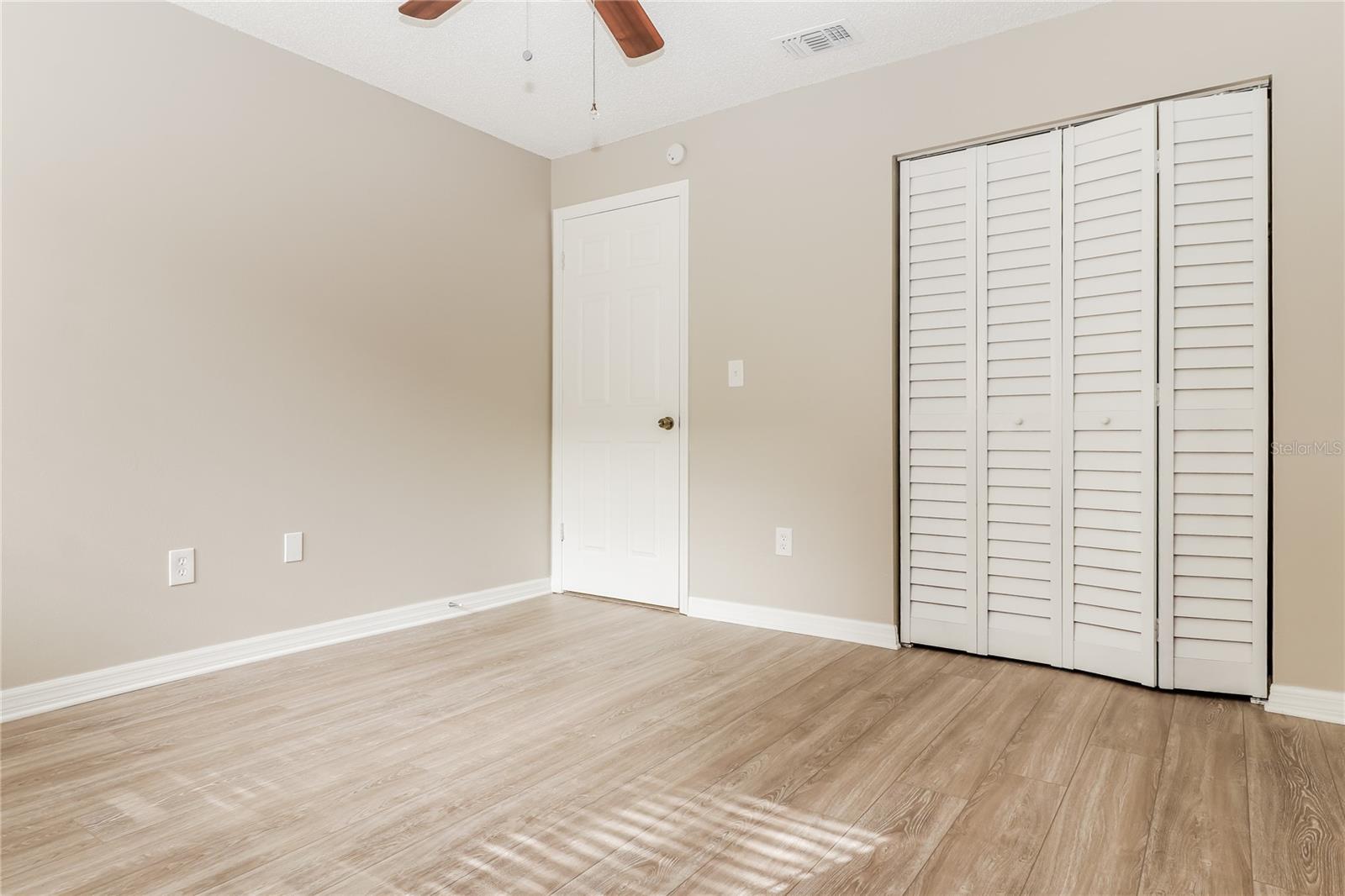 Image 12 of 16 For 1718 Tall Pines Drive
