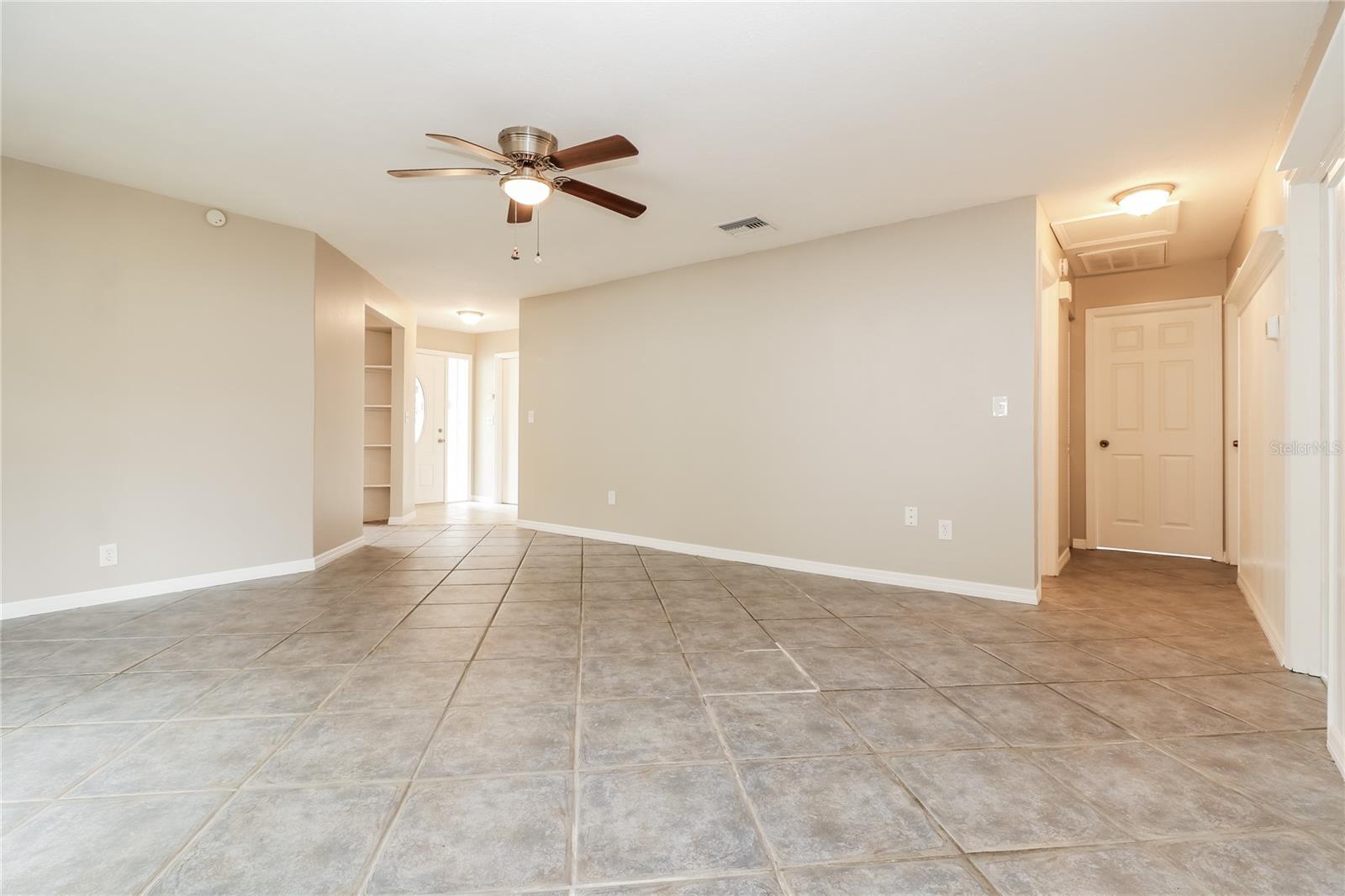Image 4 of 16 For 1718 Tall Pines Drive