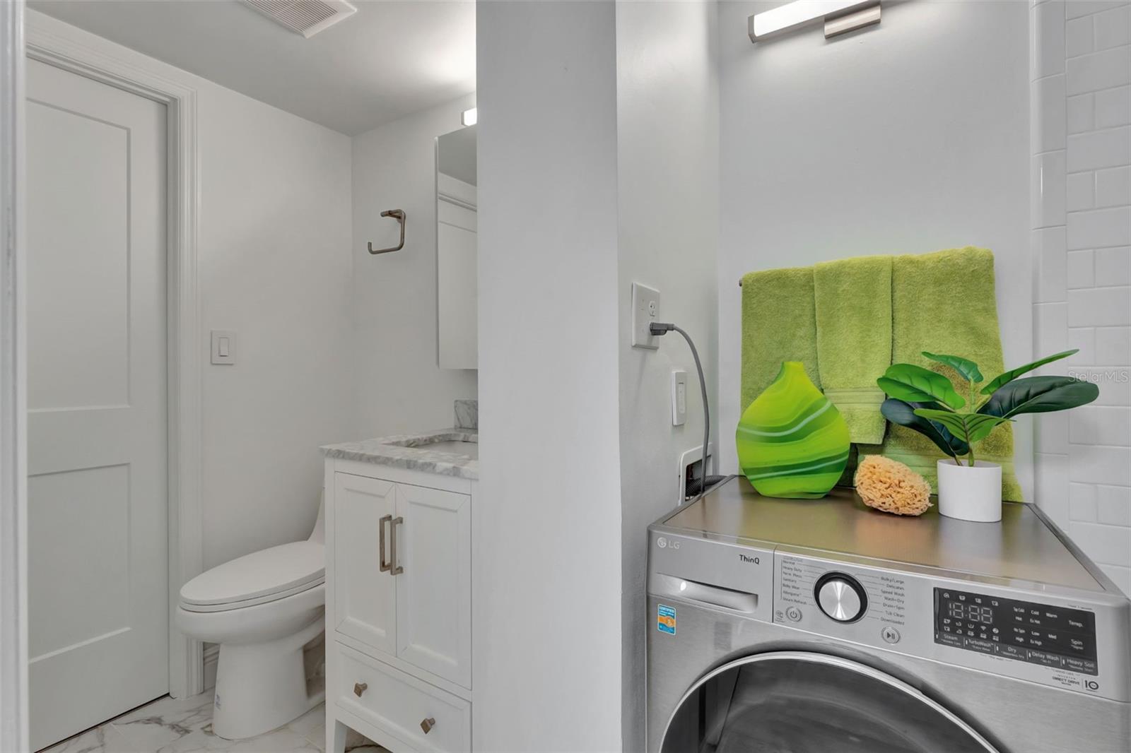 Image 22 of 38 For 100 Interlachen Avenue 410f