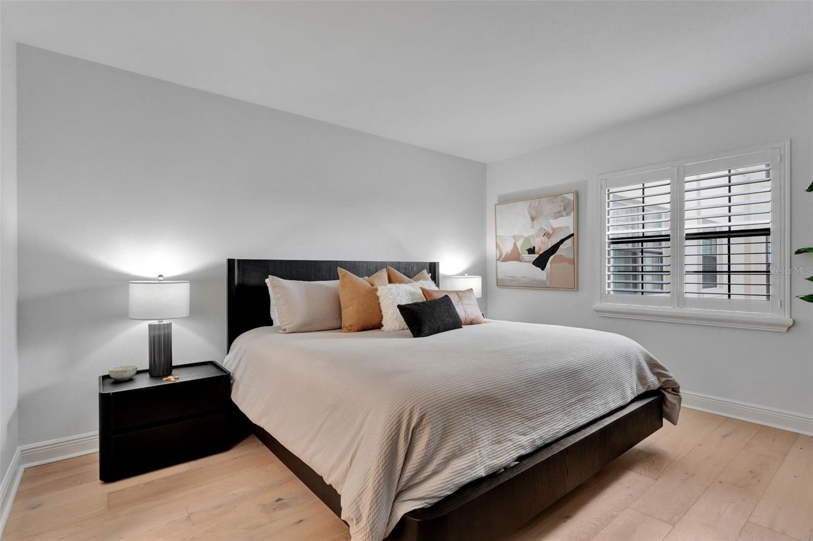 Image 4 of 38 For 100 Interlachen Avenue 410f