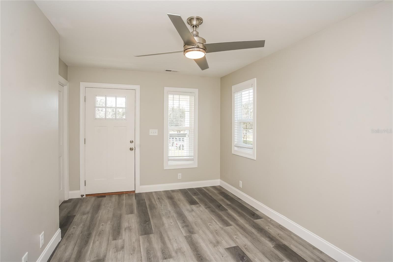 Image 11 of 17 For 3121 4th Avenue S