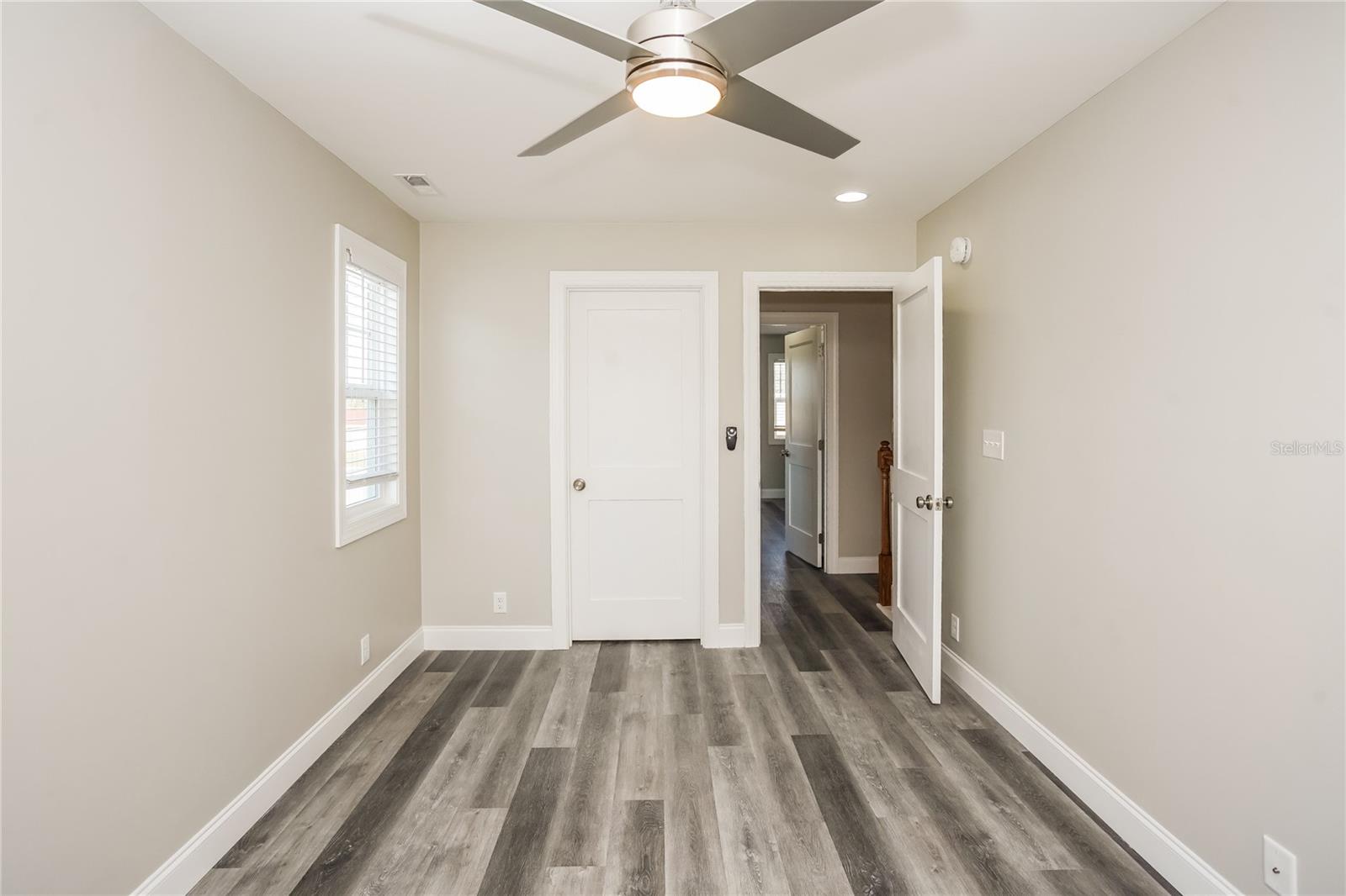 Image 12 of 17 For 3121 4th Avenue S