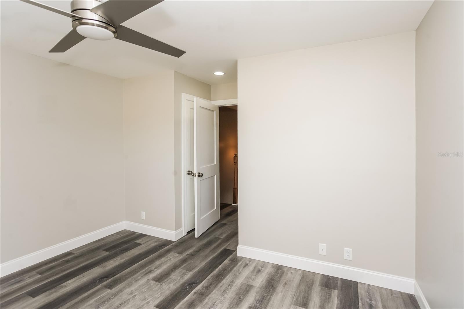 Image 13 of 17 For 3121 4th Avenue S
