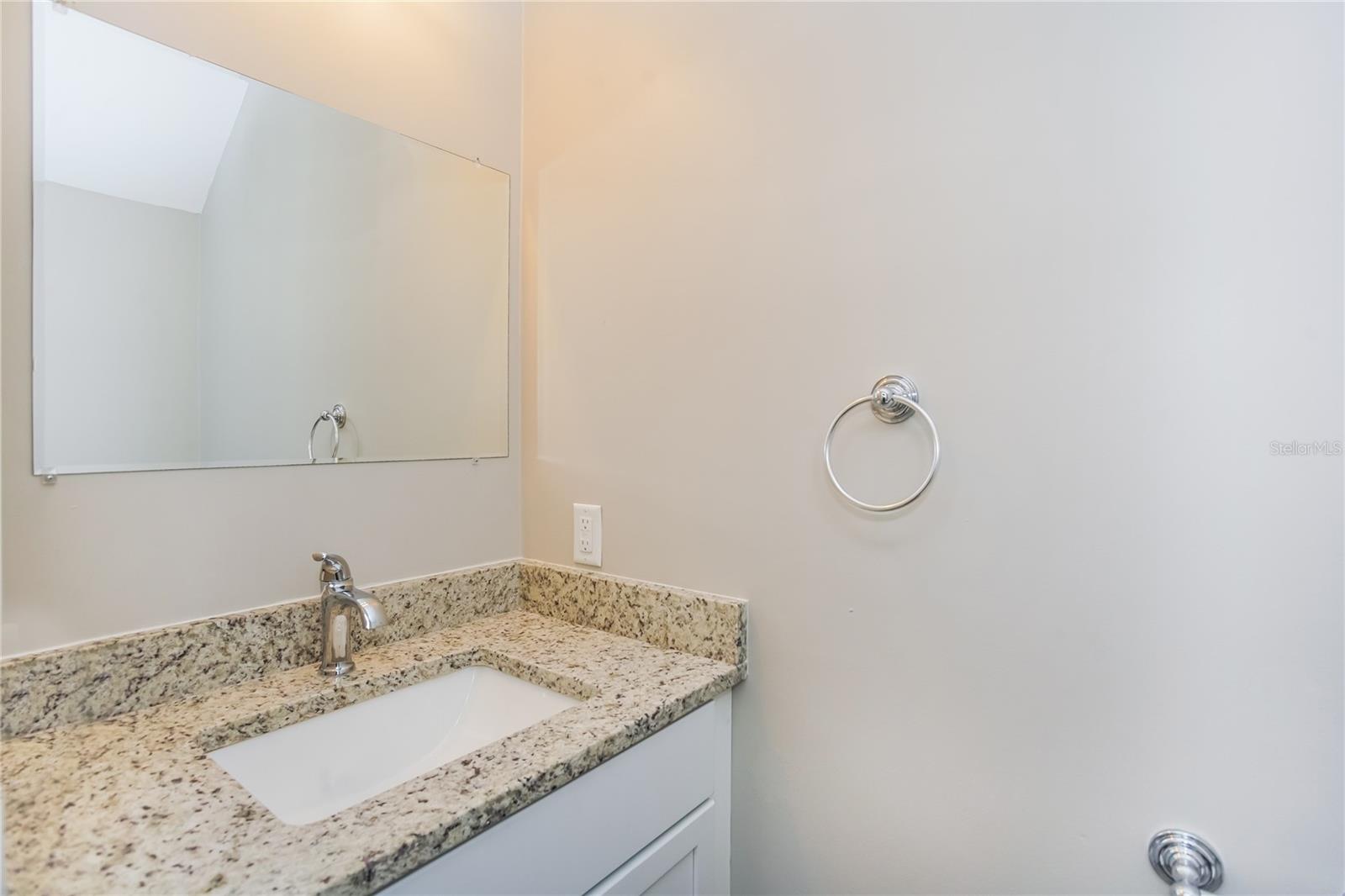 Image 15 of 17 For 3121 4th Avenue S