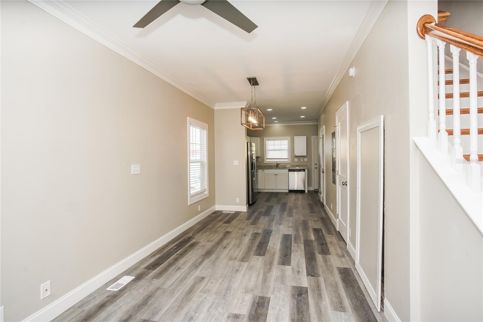 Image 8 of 17 For 3121 4th Avenue S