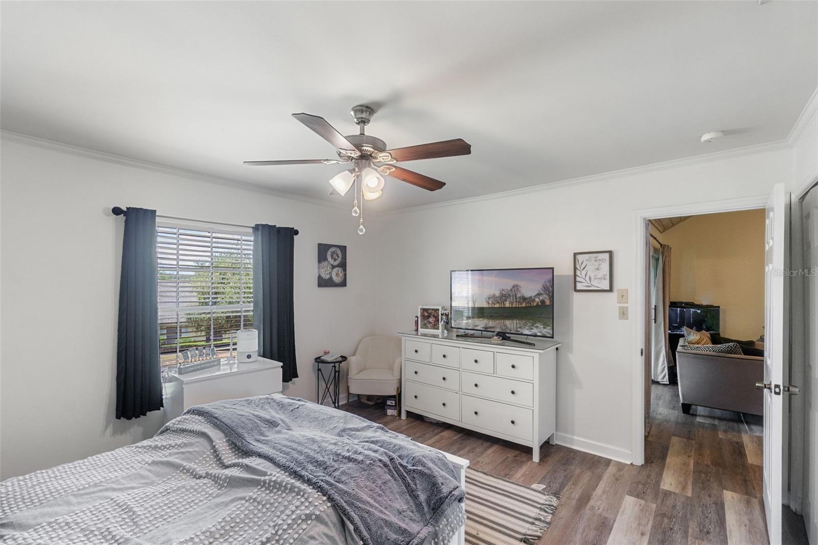 Image 14 of 21 For 1333 Villa Lane 47
