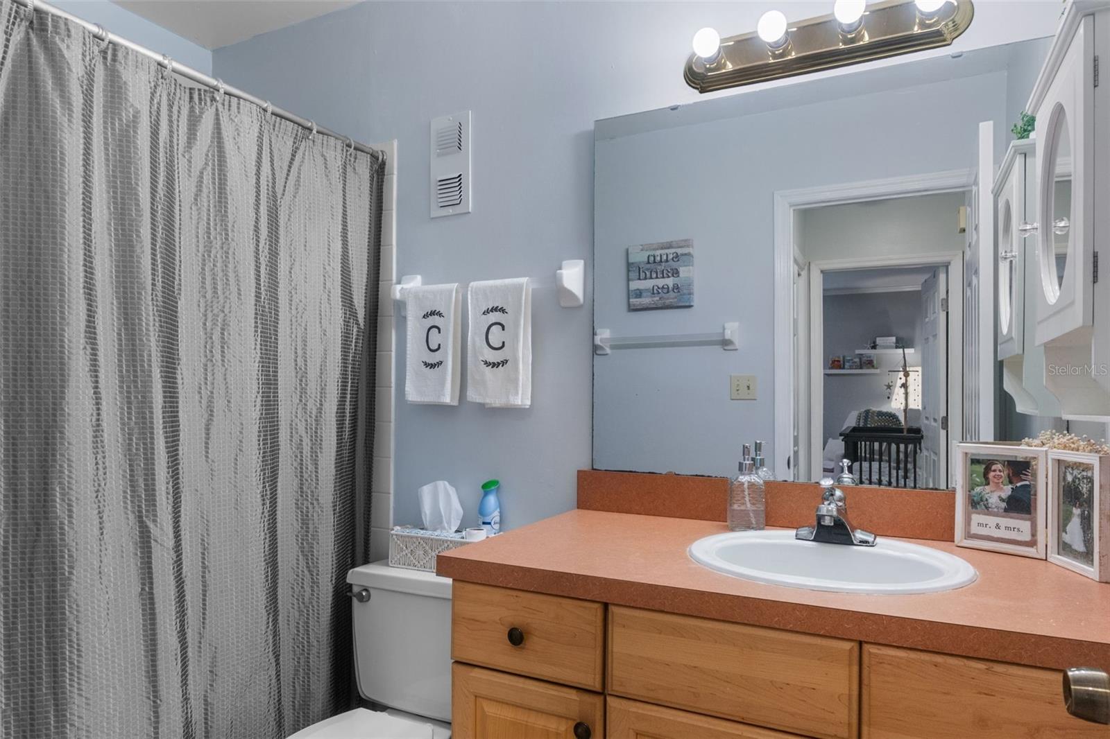Image 20 of 21 For 1333 Villa Lane 47