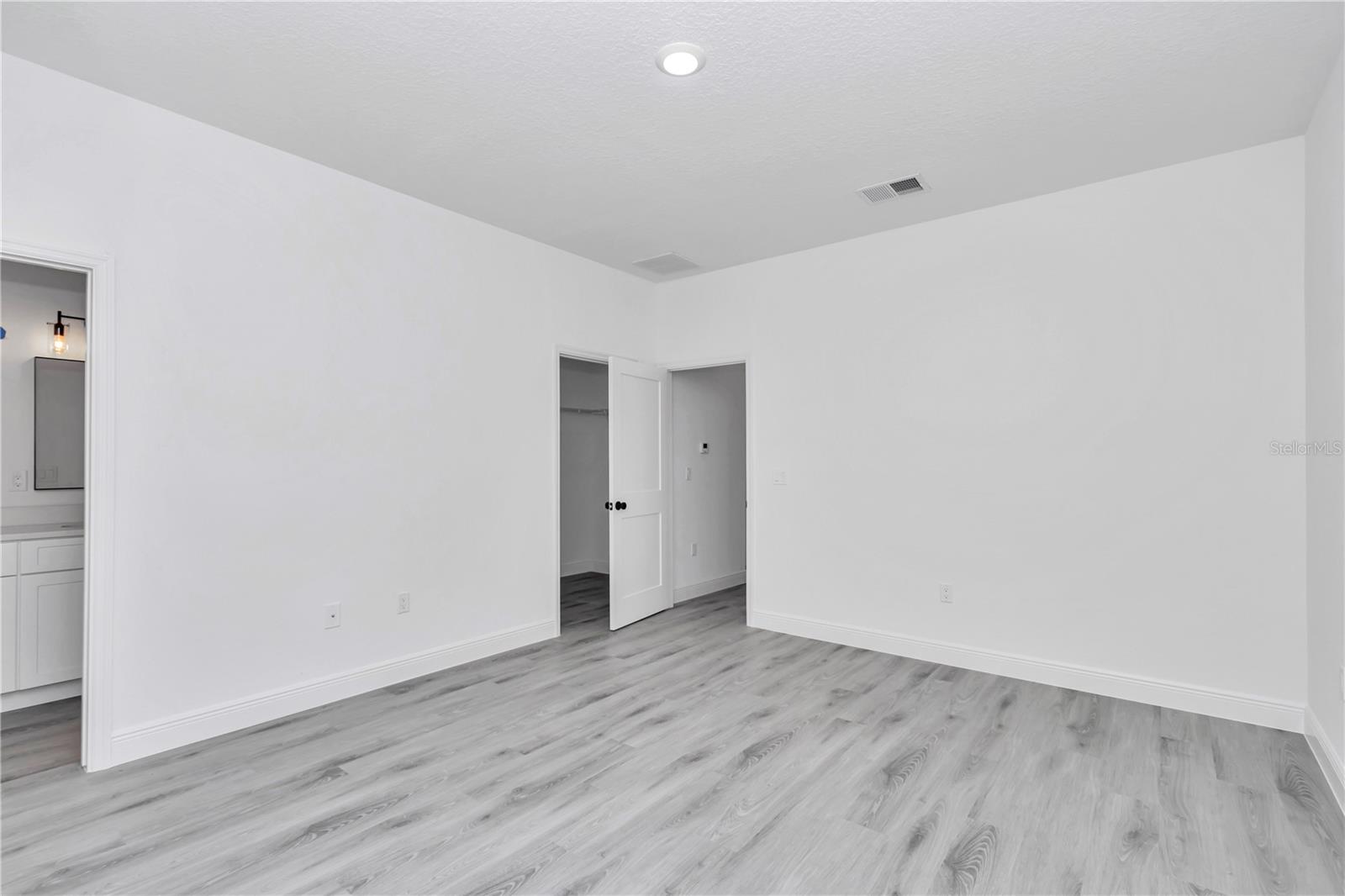 Image 16 of 36 For 13430 88th Terrace