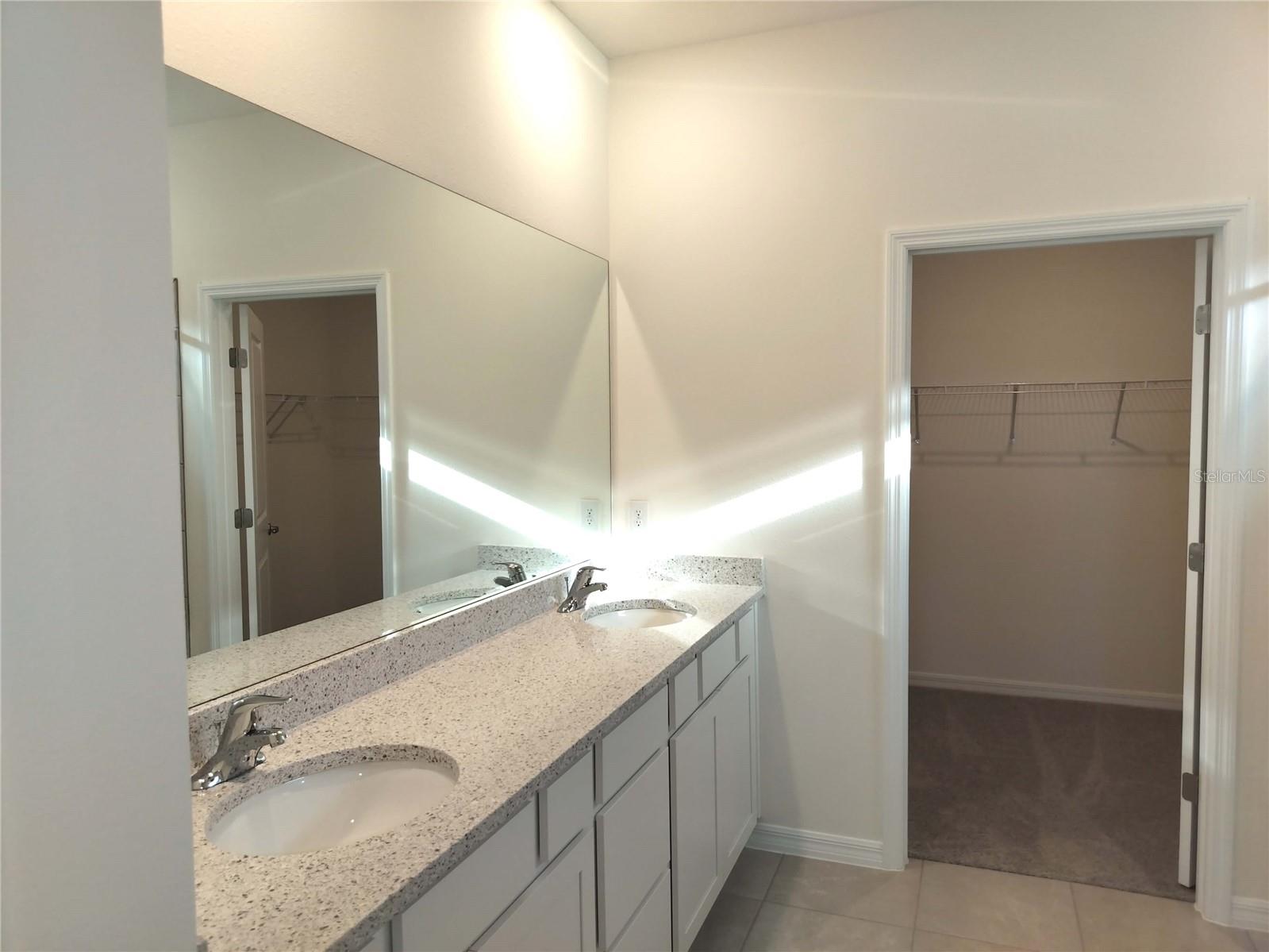 Image 11 of 33 For 3132 Canopy Oak Boulevard