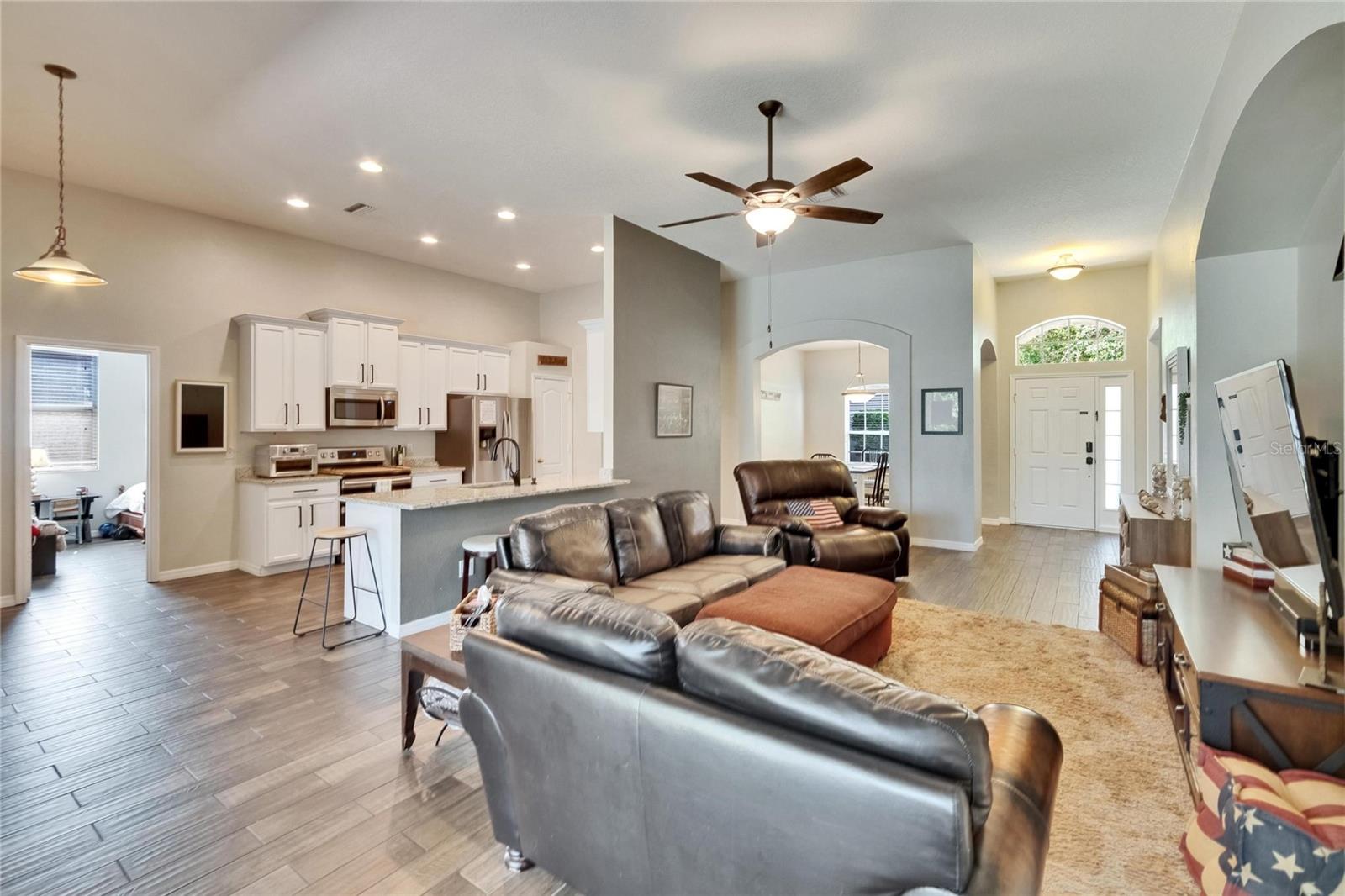 Image 13 of 74 For 12802 Cattail Shore Lane