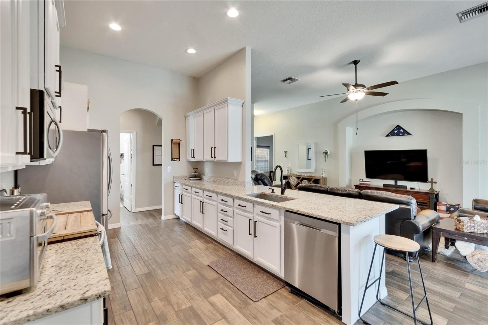 Image 17 of 74 For 12802 Cattail Shore Lane