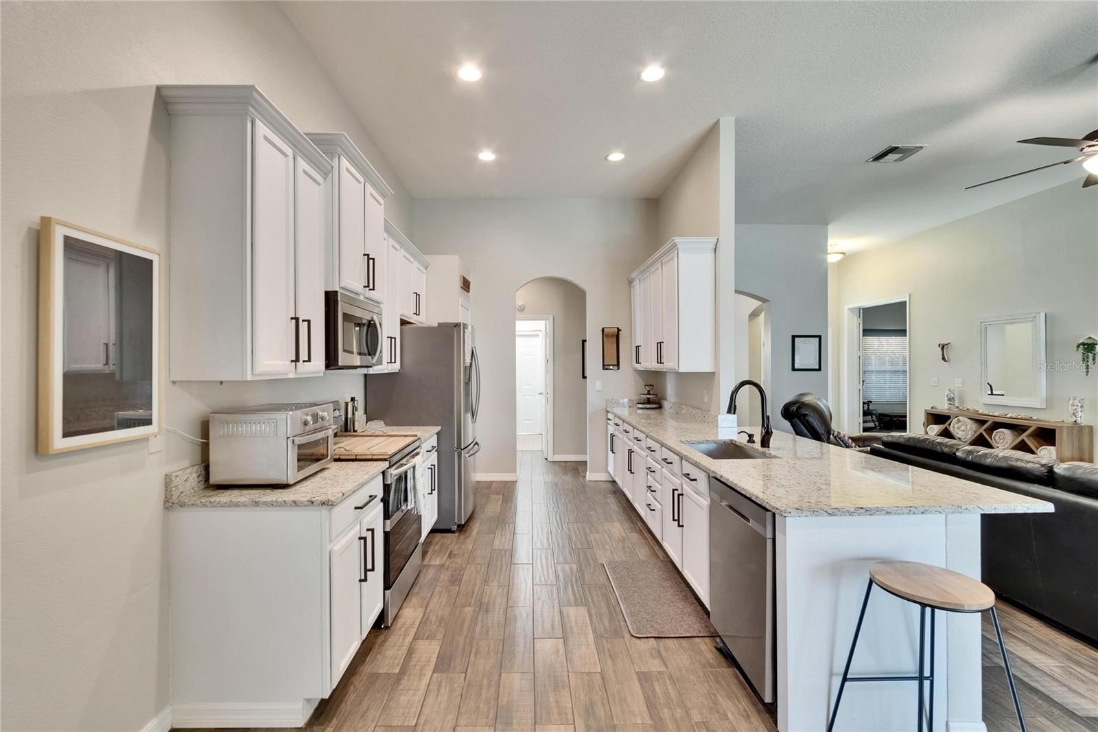 Image 18 of 74 For 12802 Cattail Shore Lane