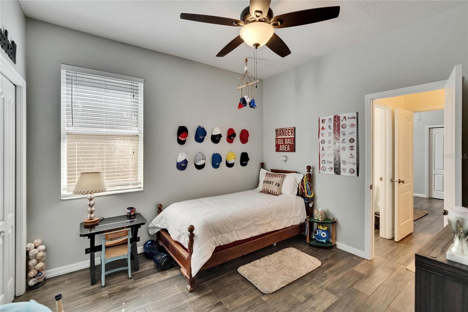 Image 29 of 74 For 12802 Cattail Shore Lane