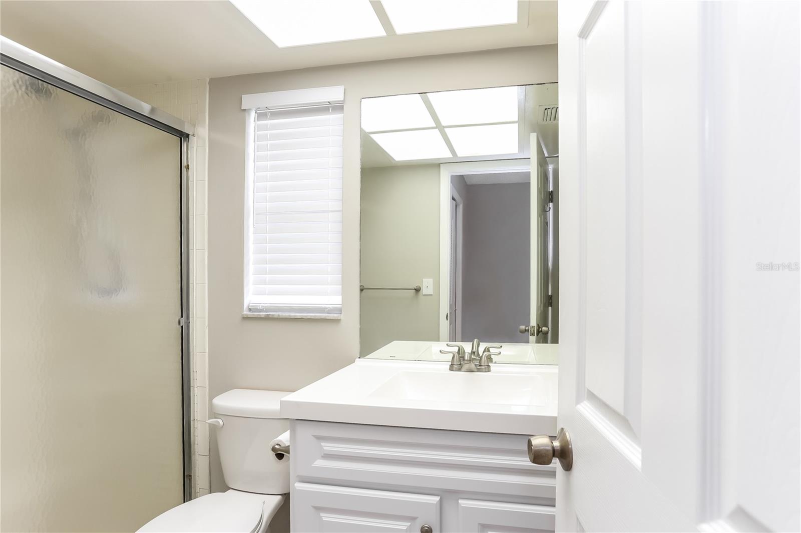 Image 15 of 16 For 2704 Woodview Court