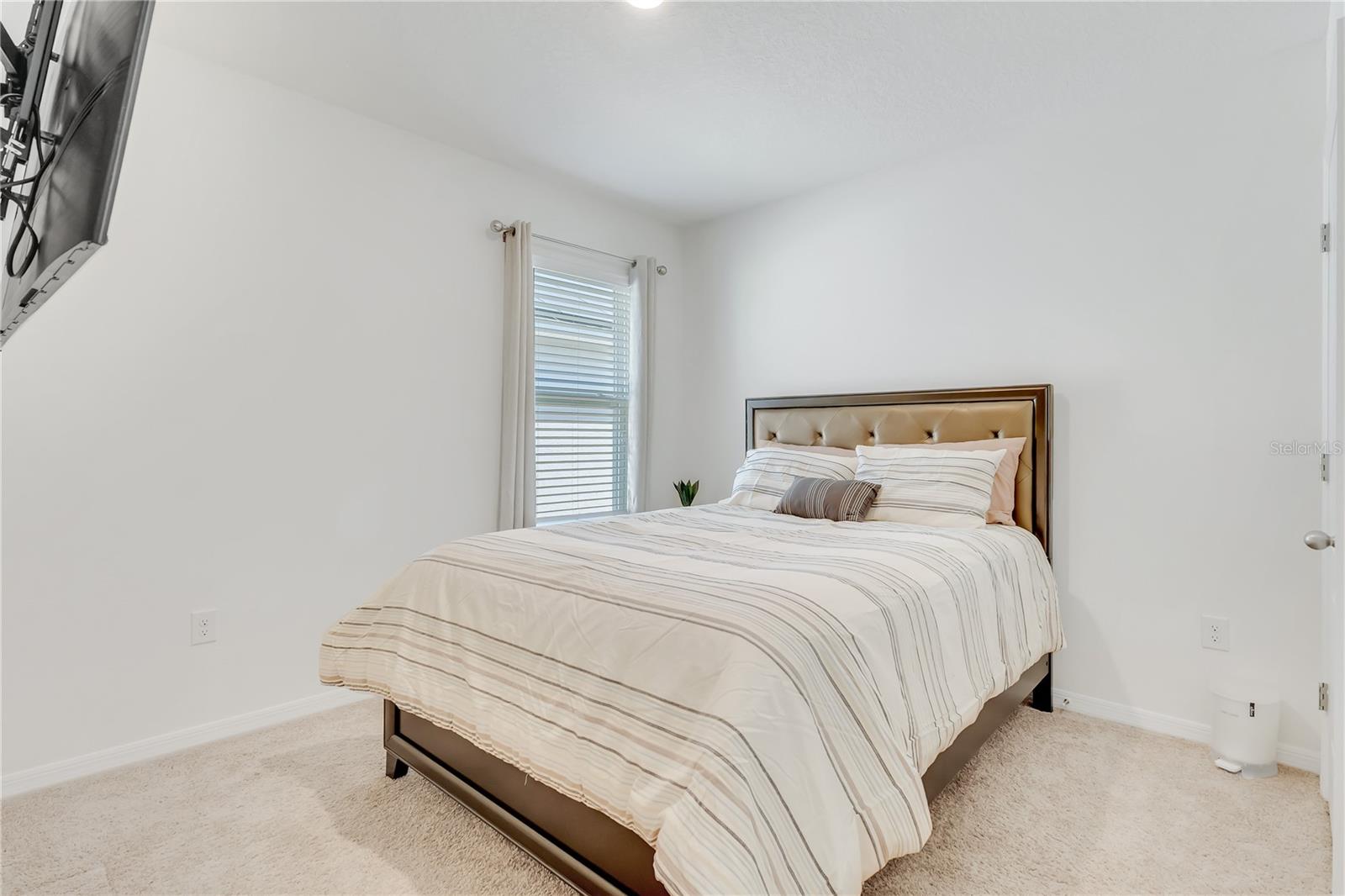 Image 17 of 29 For 1535 Barberry Drive