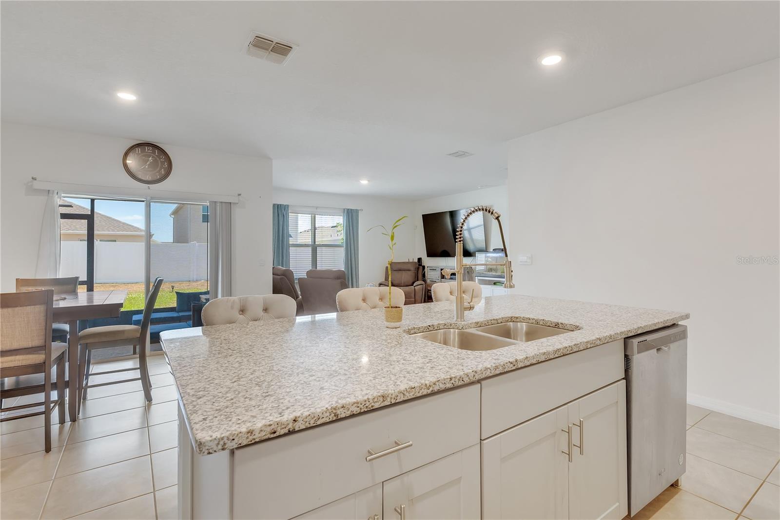 Image 4 of 29 For 1535 Barberry Drive