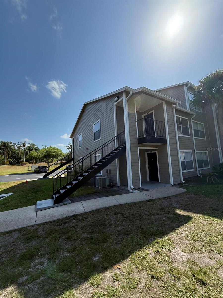 Image 3 of 19 For 4772 Walden Circle 228