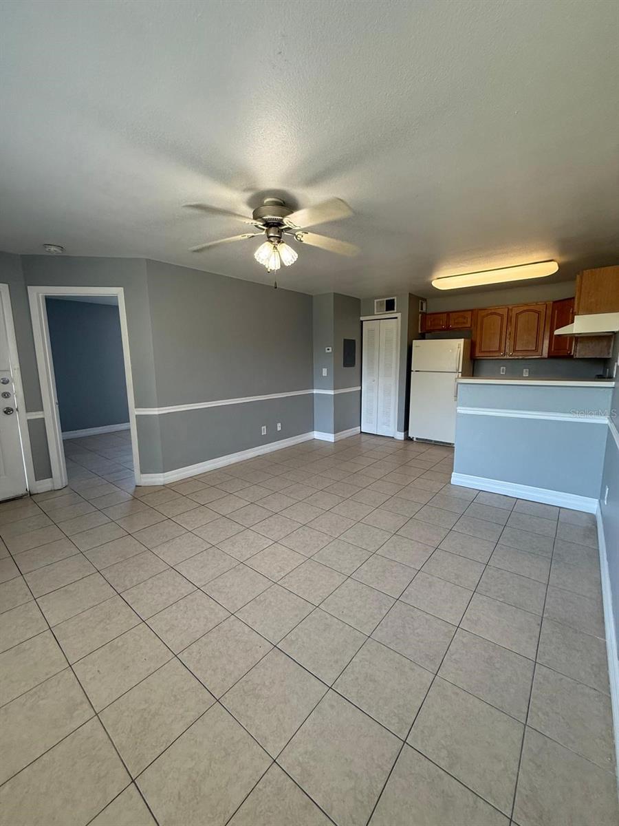 Image 6 of 19 For 4772 Walden Circle 228