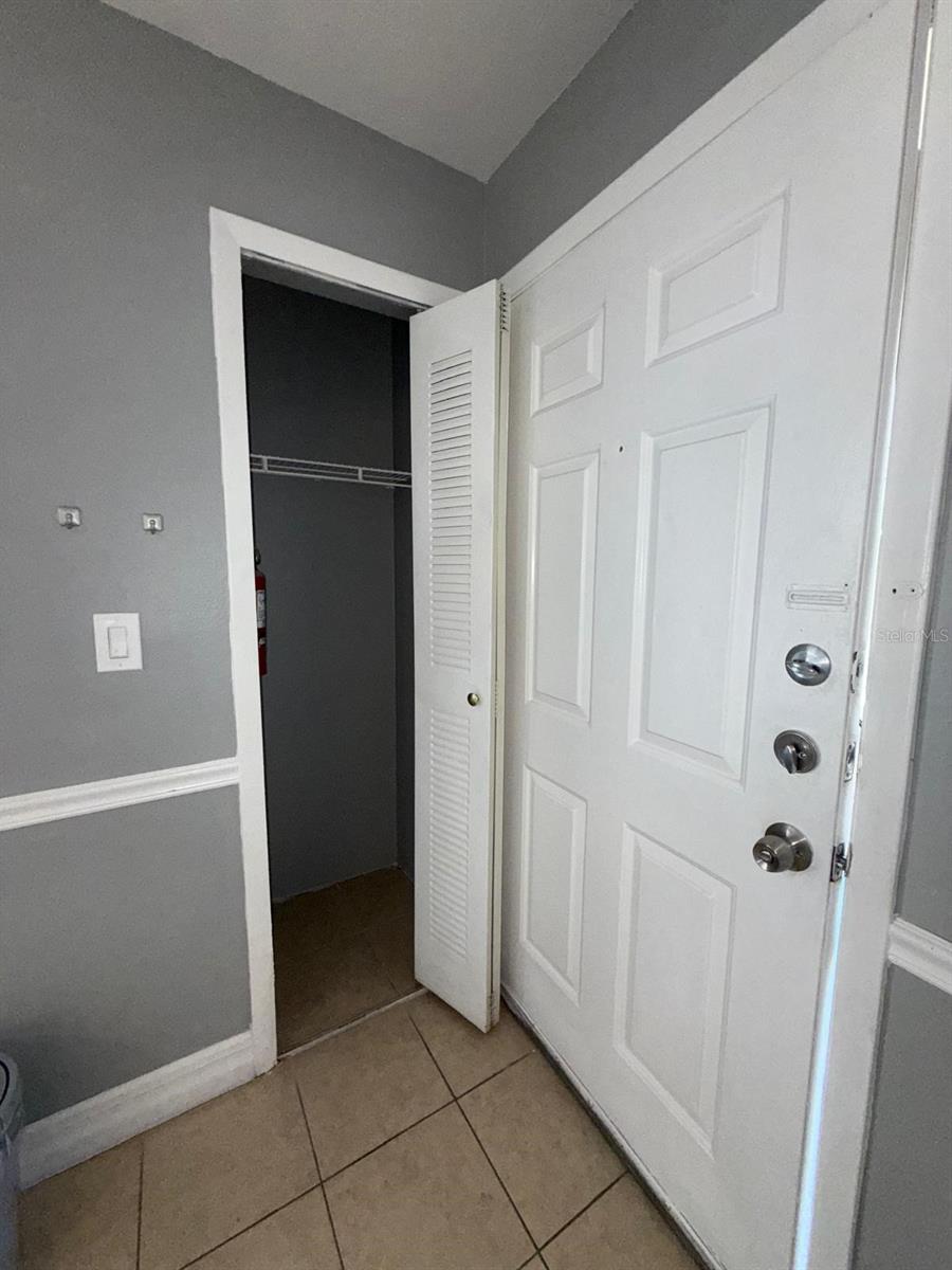Image 9 of 19 For 4772 Walden Circle 228