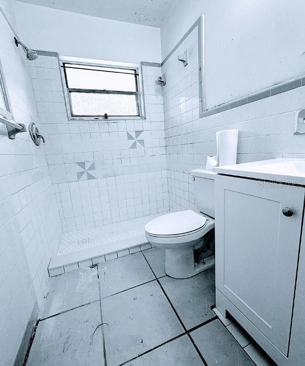 Image 3 of 3 For 3118 Duban Terrace