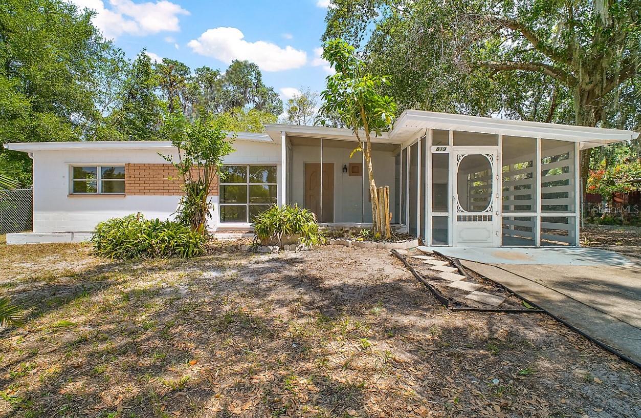 Details for 819 Edgewater Drive, EUSTIS, FL 32726